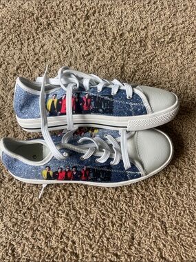(NEW) New Kids on the Block Casual Lace-Up Sneakers in Blue and White